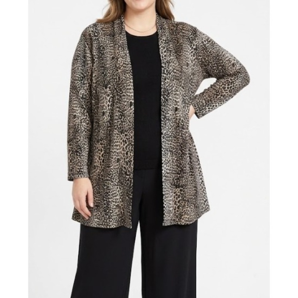 Chico's Travelers Cardigan size XL/3 Leopard Print Open Front Lightweight